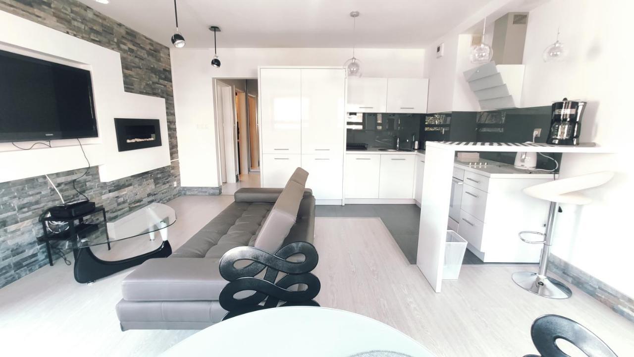 Lokietka 8B By Homeprime Krakau Buitenkant foto